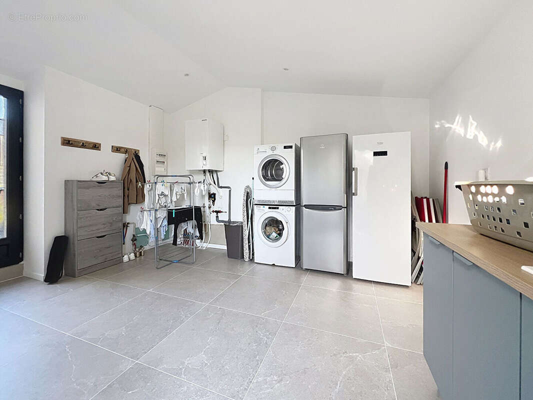 Maison à AMBILLOU-CHATEAU