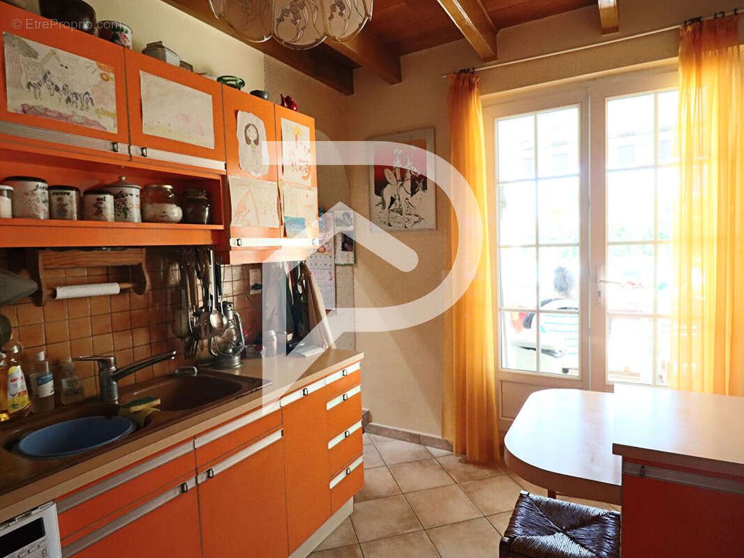 Maison à LES MATHES