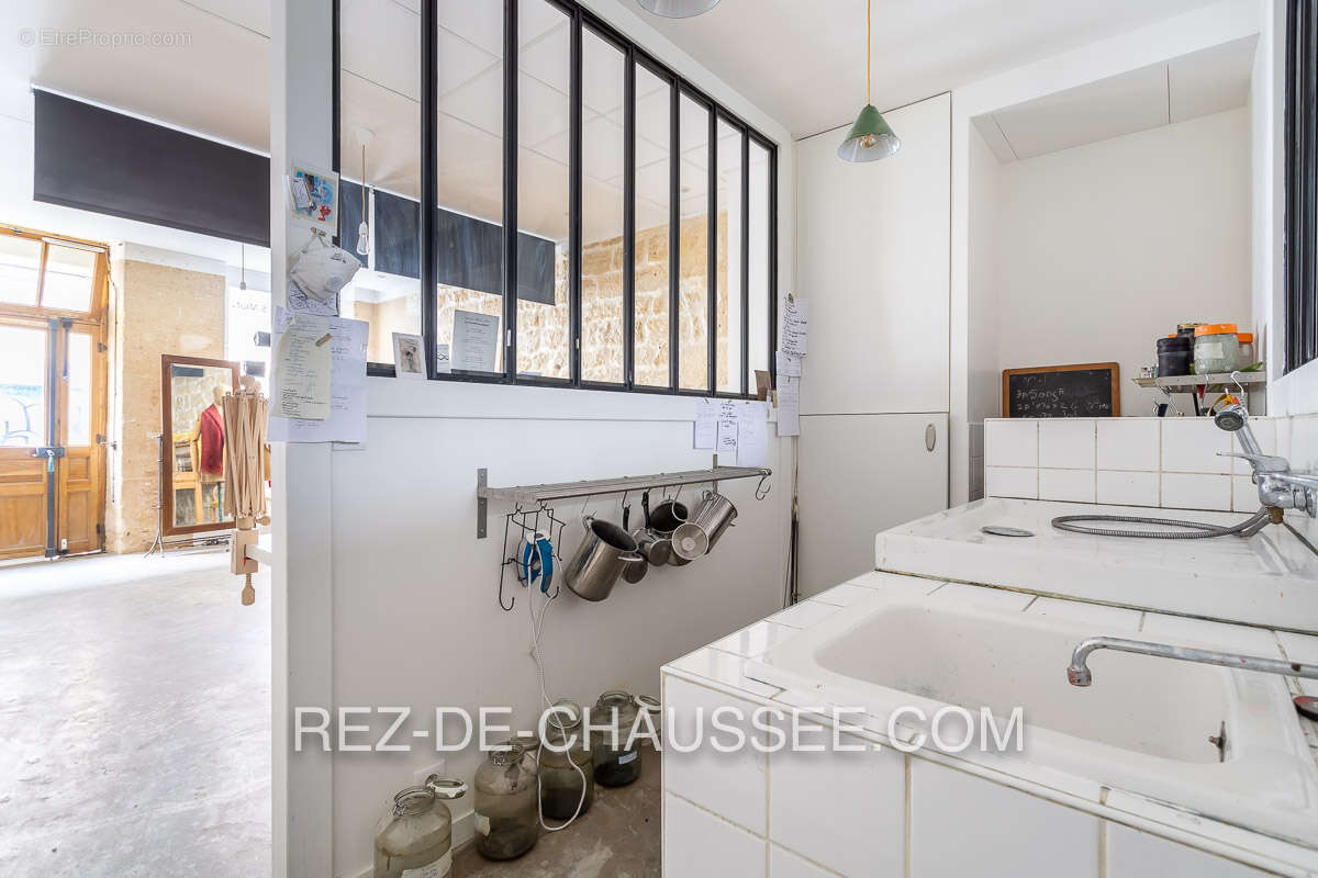 Republique appartement avec atelier d'artiste - photo 11