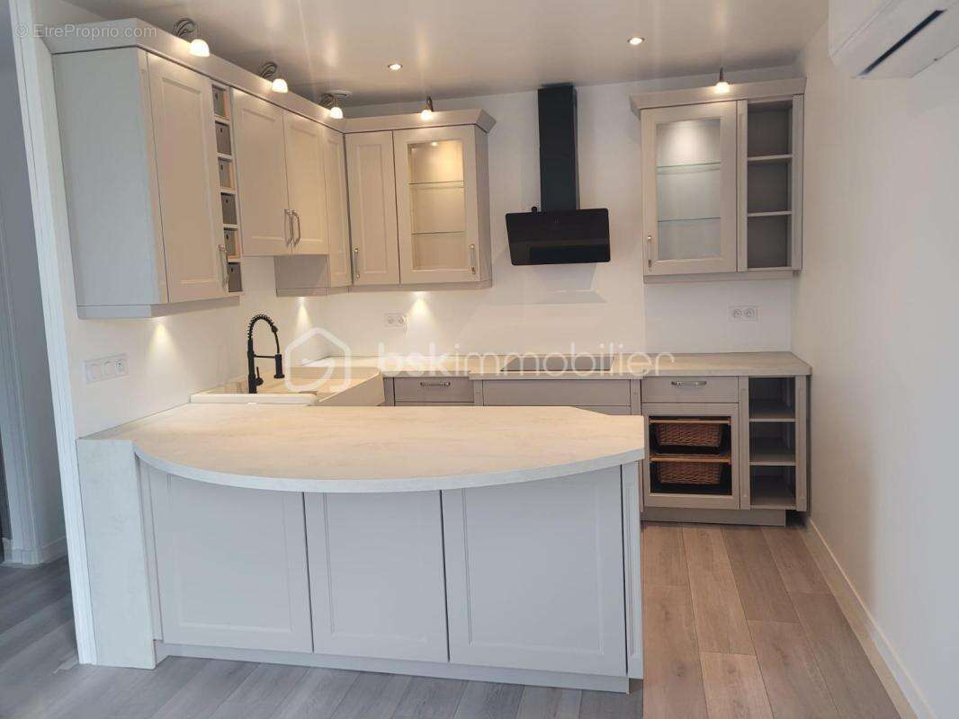 Maison à COURLON-SUR-YONNE