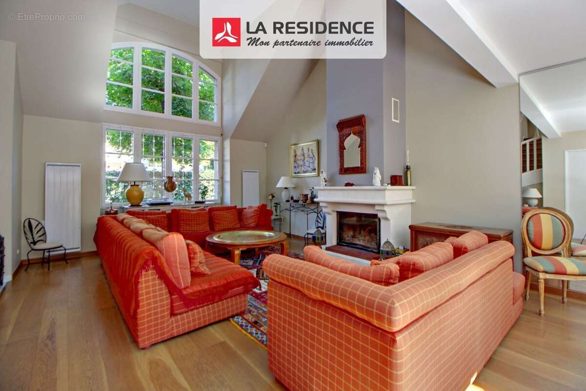 Maison à VERNEUIL-SUR-SEINE