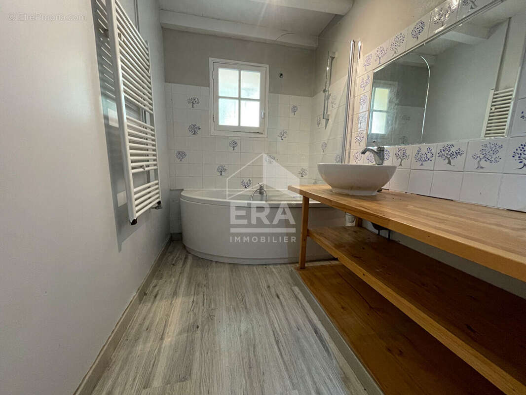Maison mitoyenne de 73m² situé dans un quartier calme - photo 4