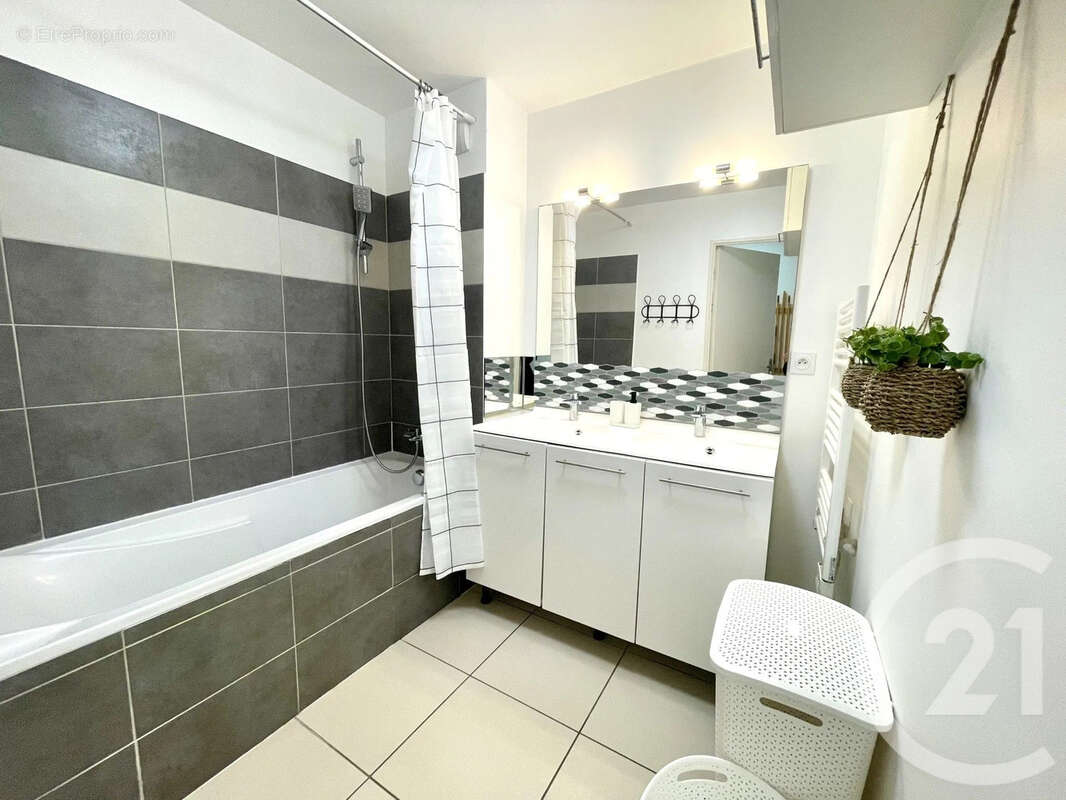 Appartement à LE LAVANDOU