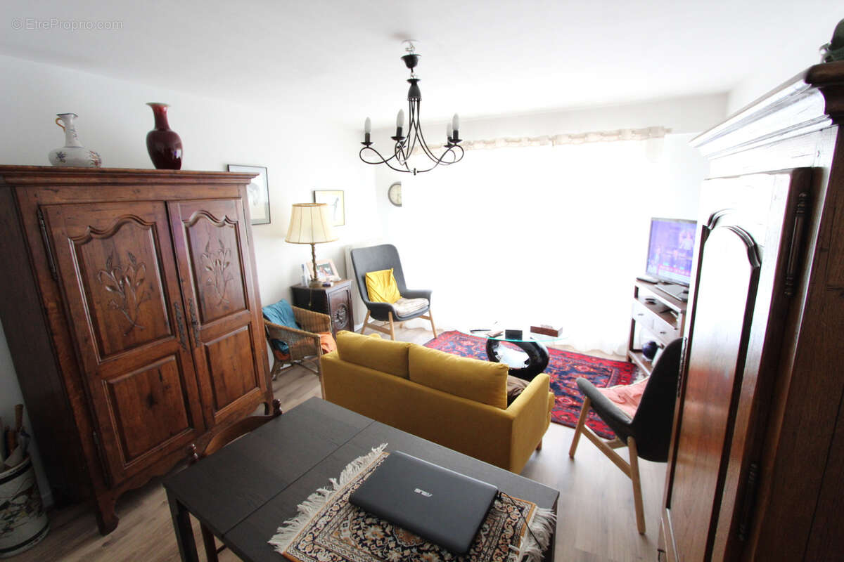 Appartement à LA CHARITE-SUR-LOIRE