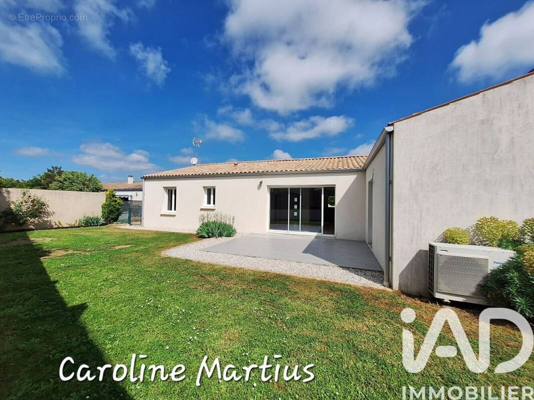 Photo 1 - Maison à SAINT-OUEN-D'AUNIS
