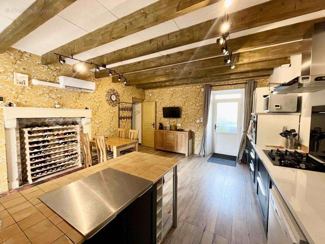 Maison à LE VIGEANT