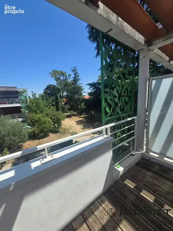 LA ROCHELLE - LA GENETTE Appartement La Rochelle 2 pièces 42.45 m2 avec terrasse et parking en sous-sol. - photo 3