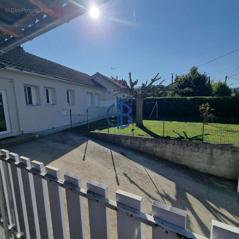 Maison à LA TOUR-DU-PIN