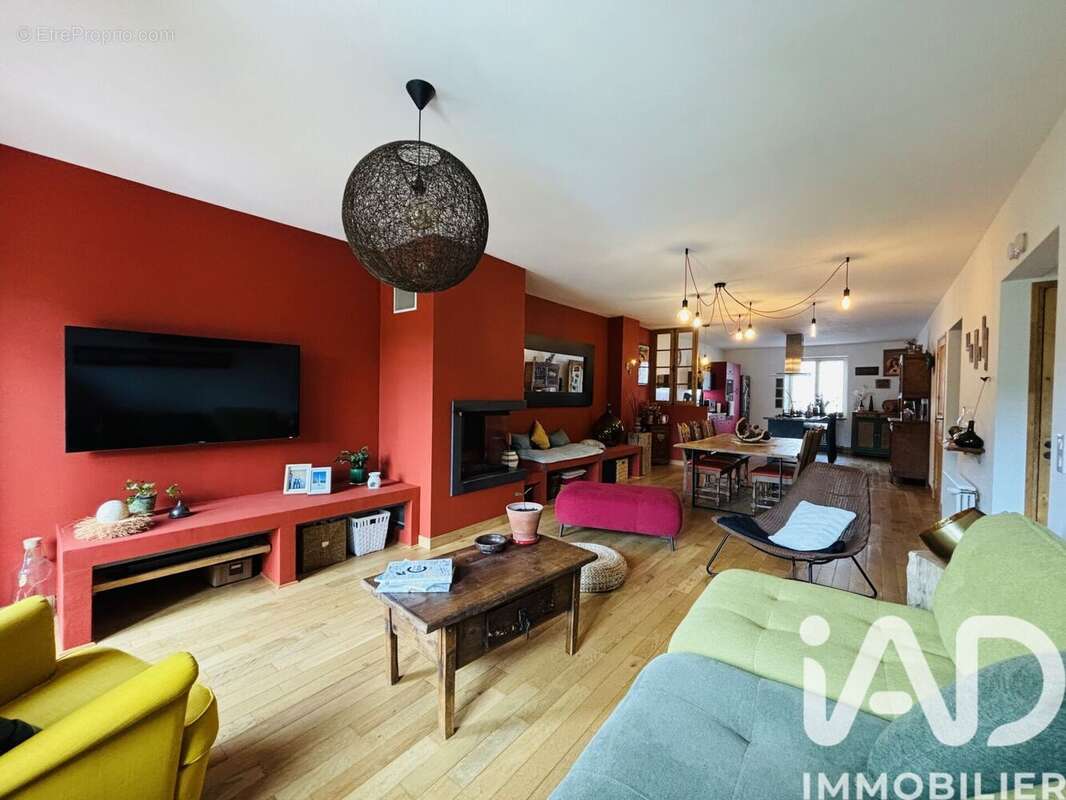 Maison 213 m² à Villeseque-Des-Corbieres  - photo 9
