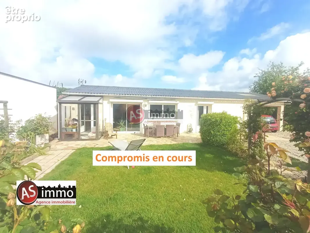 Maison à GREGES