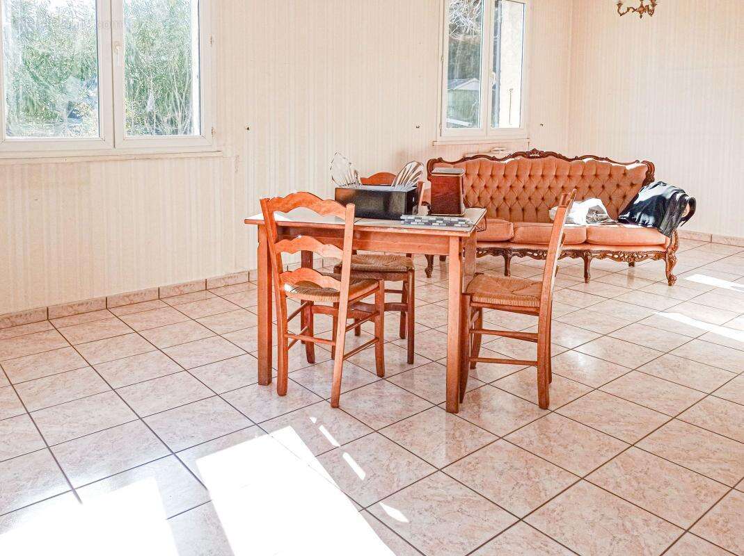 Maison à ROQUEMAURE