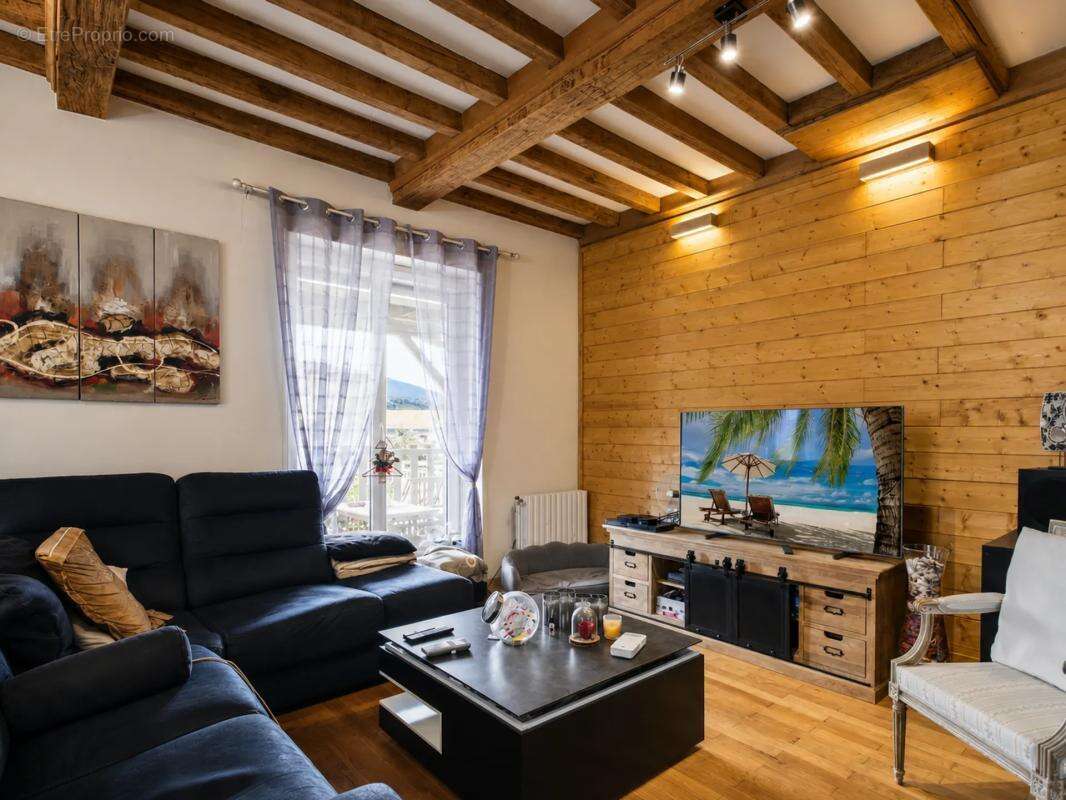 SAINT-CLAIR-DU-RHÔNE – Grande maison familiale de 165 m2 - photo 3
