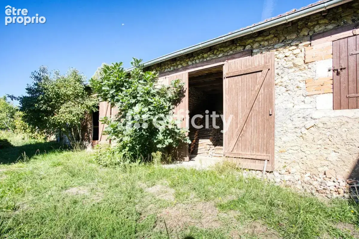 Maison 6 pièces 210 m² à vendre à Bassillac (24330) - photo 15