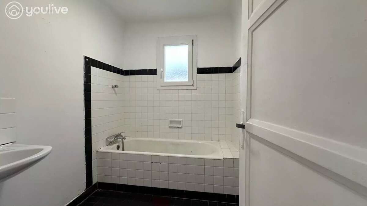 Maison à SAINT-GERMAIN-LES-ARPAJON