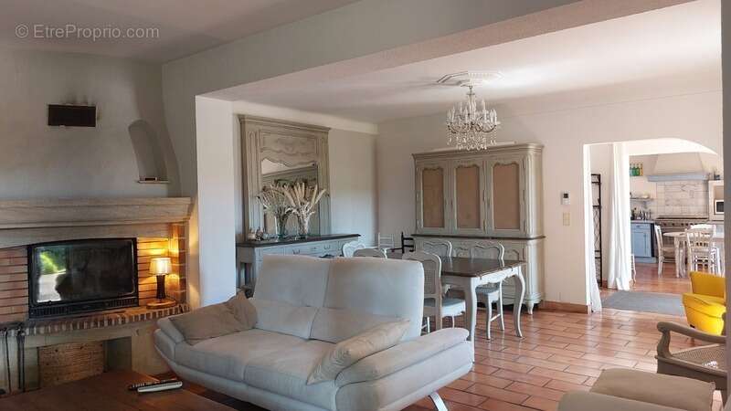 Maison à CABANNES