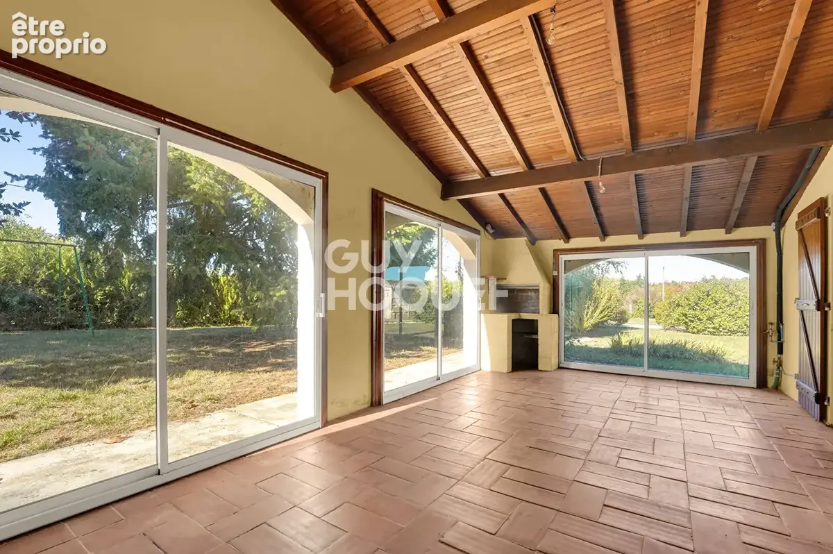 Maison Familiale à REYNIES (82370), 6 pièces, terrain 7 348 m² - photo 4