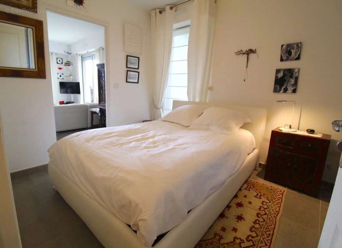 Appartement à ROQUEBRUNE-CAP-MARTIN