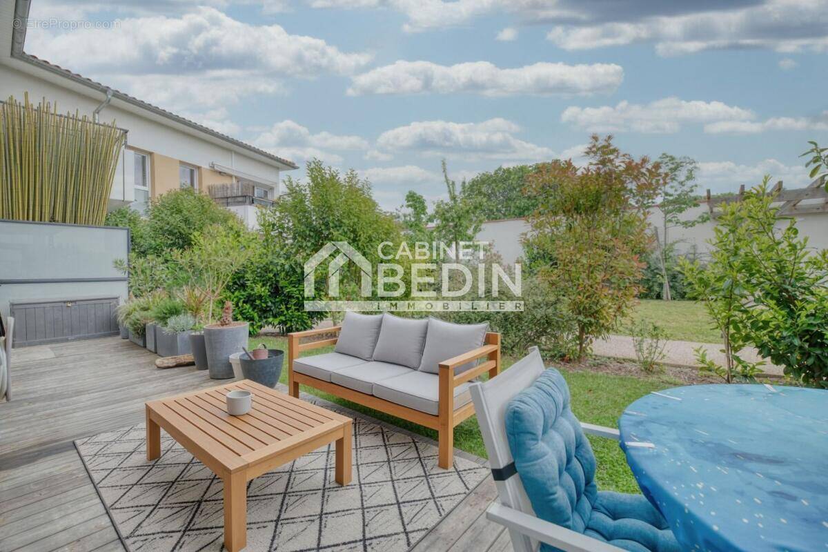 Appartement à SAINT-ORENS-DE-GAMEVILLE