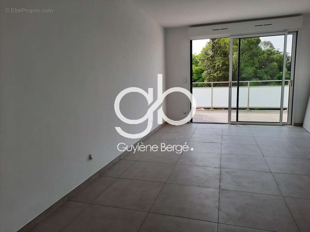 Appartement à LUNEL