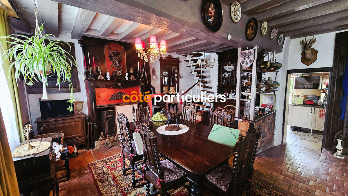 Maison à ERVAUVILLE