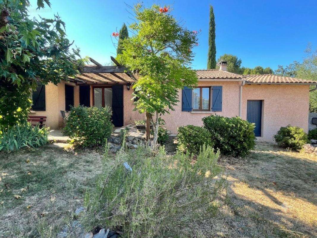 Maison avec jardin et piscine - photo 5