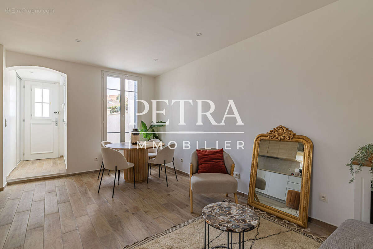 Maison à LE KREMLIN-BICETRE