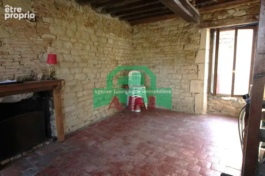 58. à Varzy au calme agréable Vue - Maison de Campagne à restaurer sur 256m2 de terrain. - photo 4
