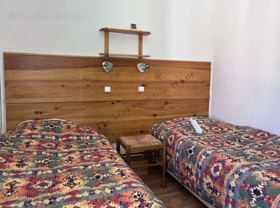 Appartement environ 45m2 + garage + cave - photo 3