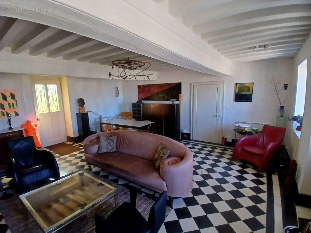 Maison à EPIRY