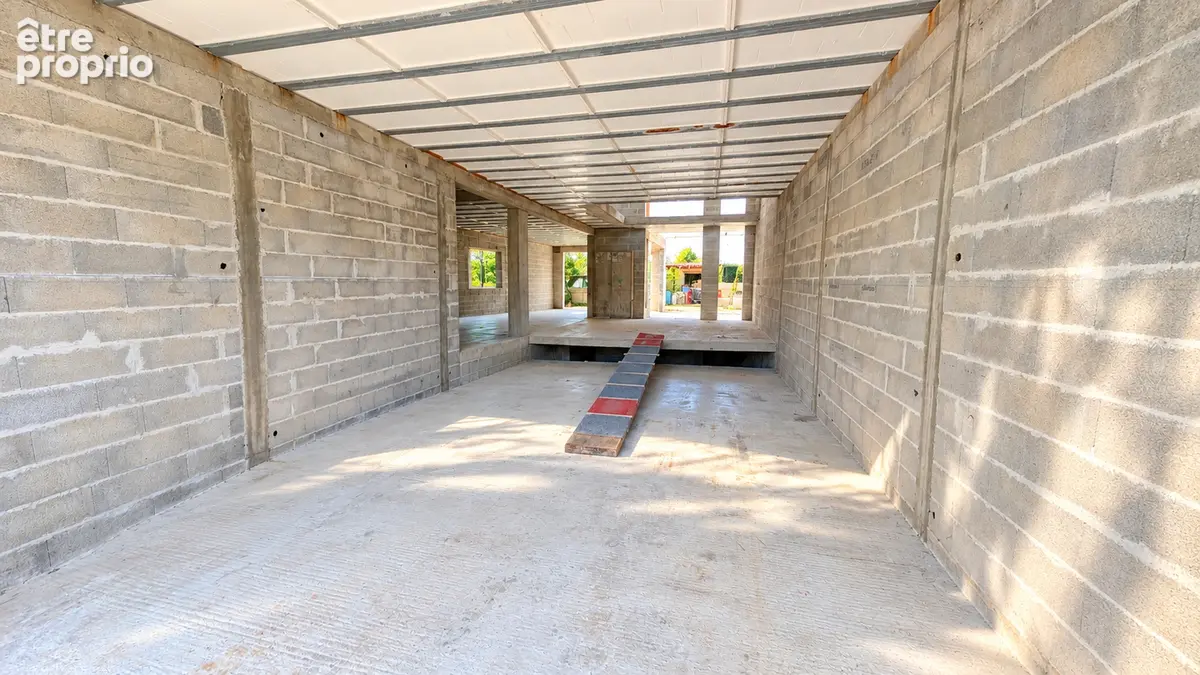 Immeuble Mont De Marsan 300 m2 avec parkings, jardin et cave. - photo 3