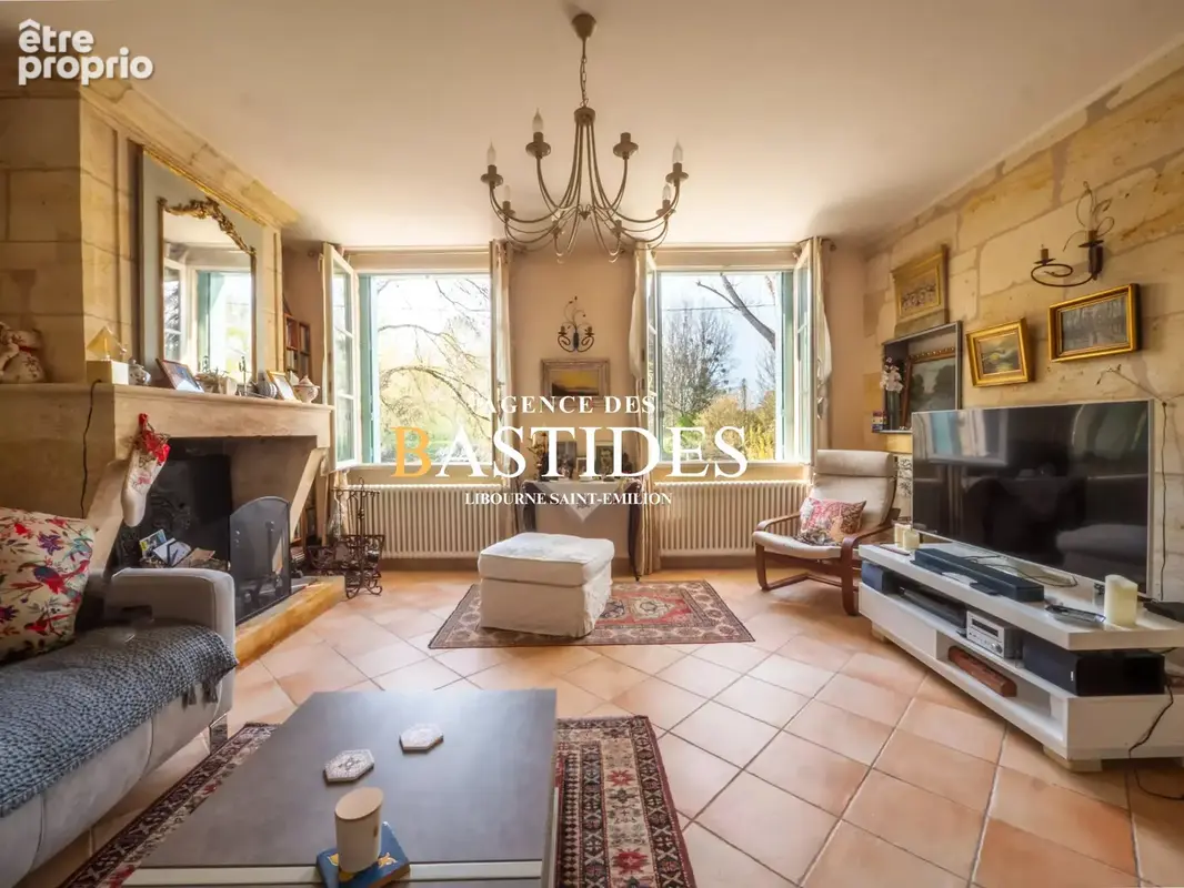 Maison en pierre avec vue - photo 1