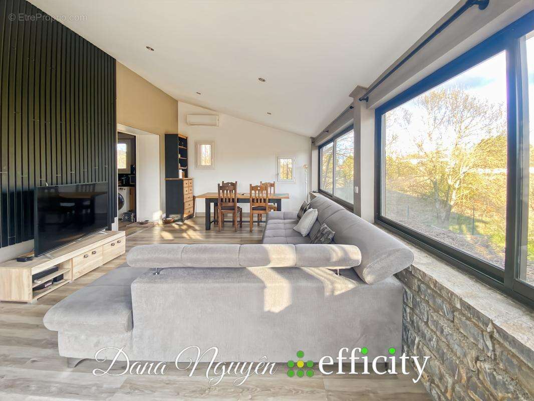 Maison 154 m² à Saint-Privat-Des-Vieux  - photo 4