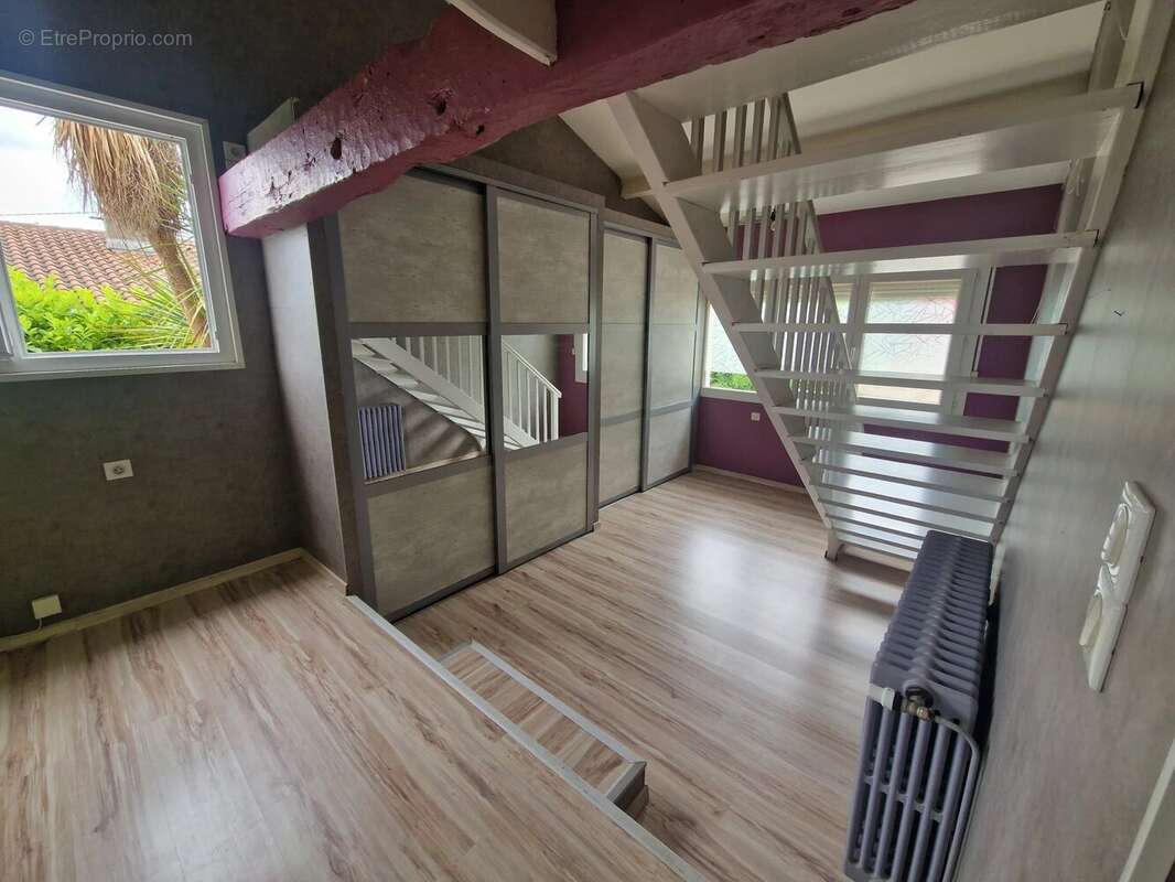 Maison à PESSAN
