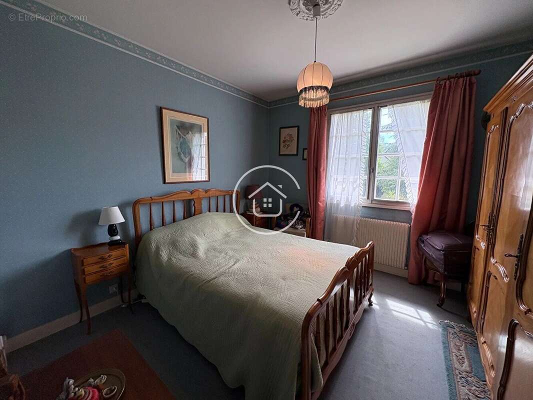 Maison à SAINT-GERVAIS-LA-FORET