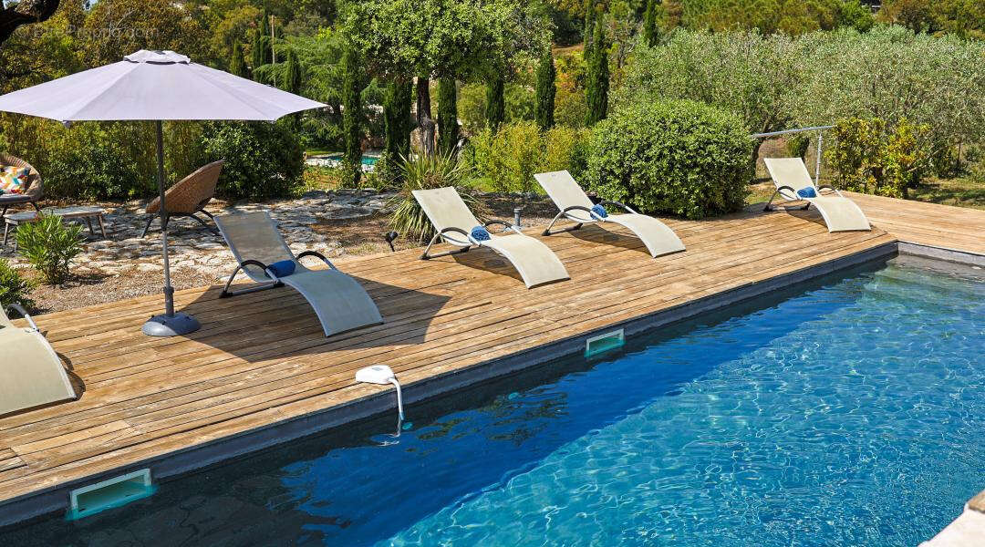 Maison à PLAN-DE-LA-TOUR