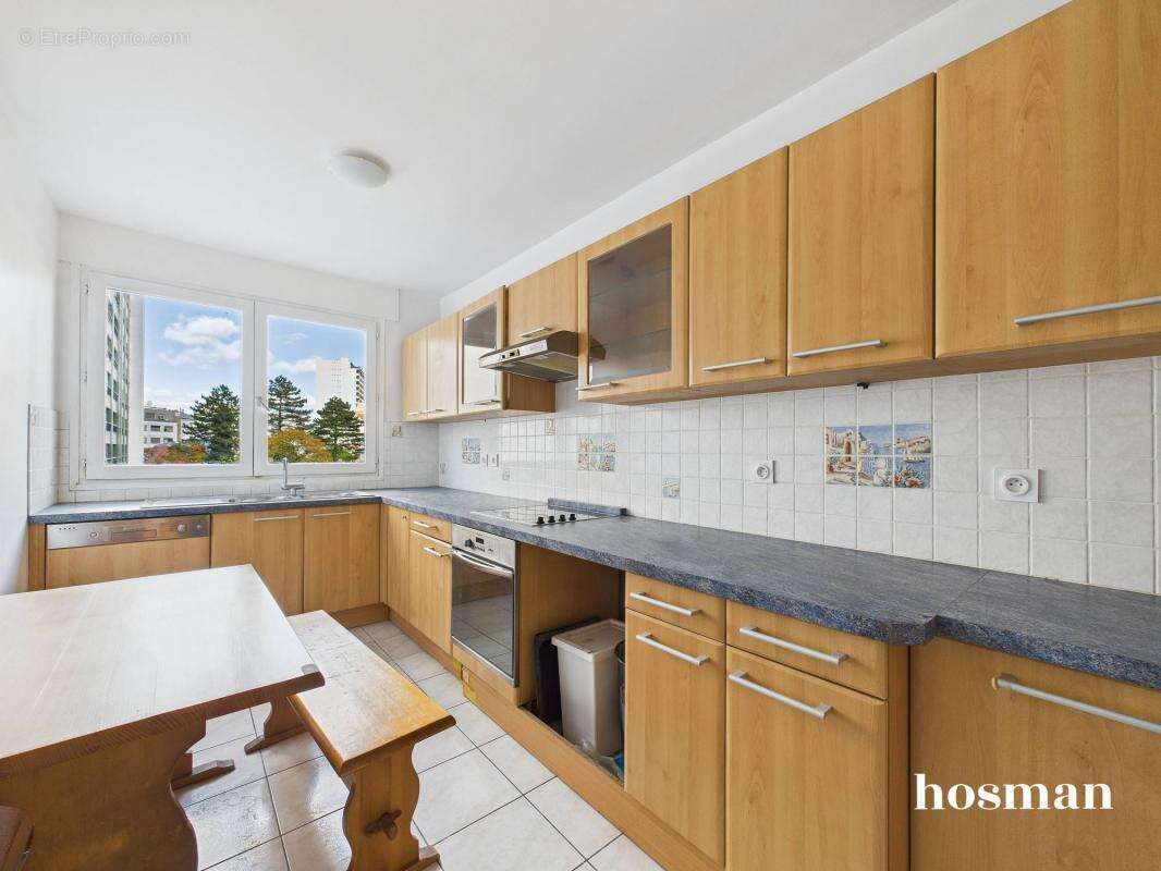 Appartement à PARIS-20E