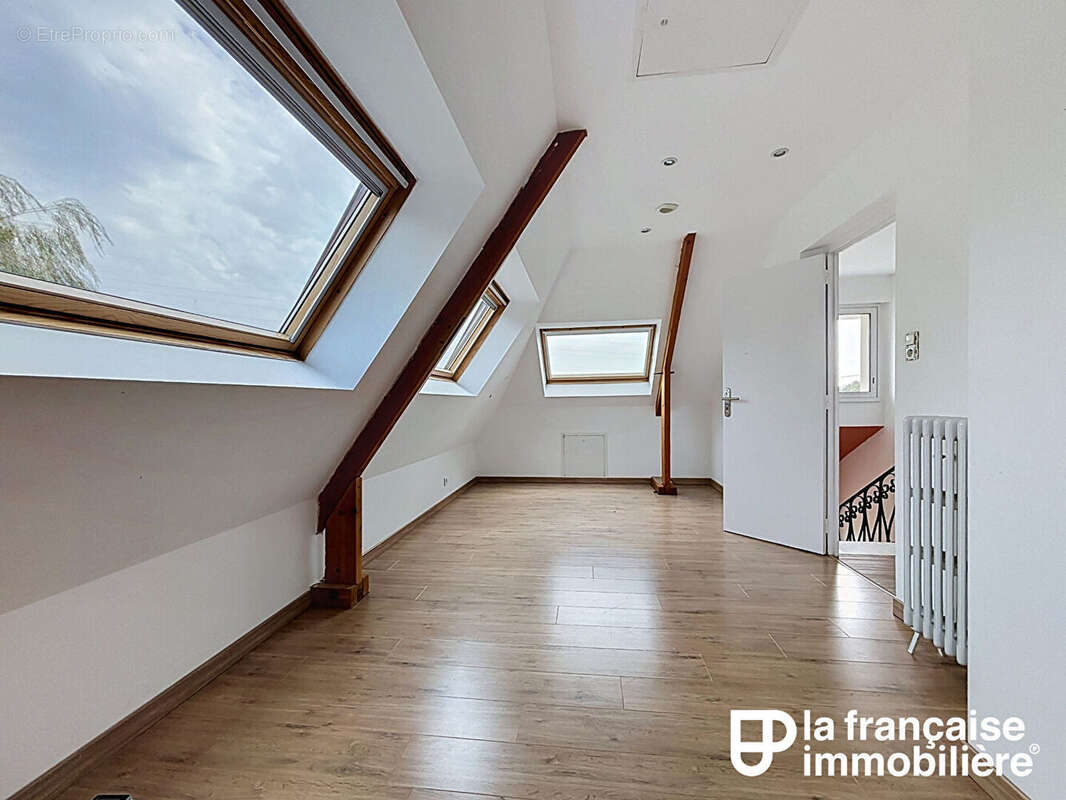 A VENDRE - L'HERMITAGE - Pavillon 144 m² hab avec 2948 m² de terrain - photo 10