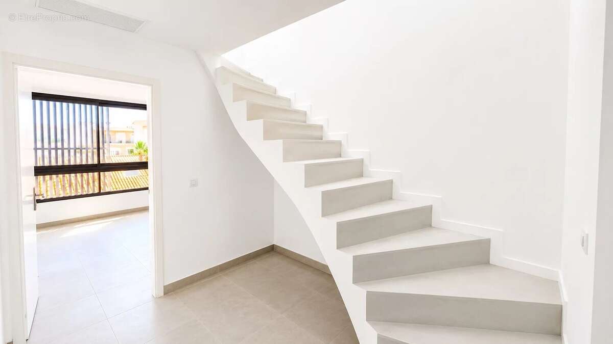 Villa de ville d'exception – Cannes cente ville 129 m² renovée - photo 12