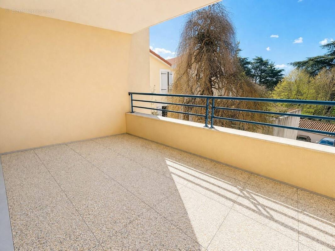 Appartement à ROMANS-SUR-ISERE