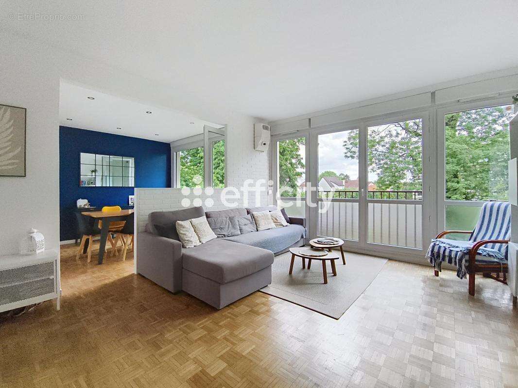 Appartement à SAINT-GRATIEN