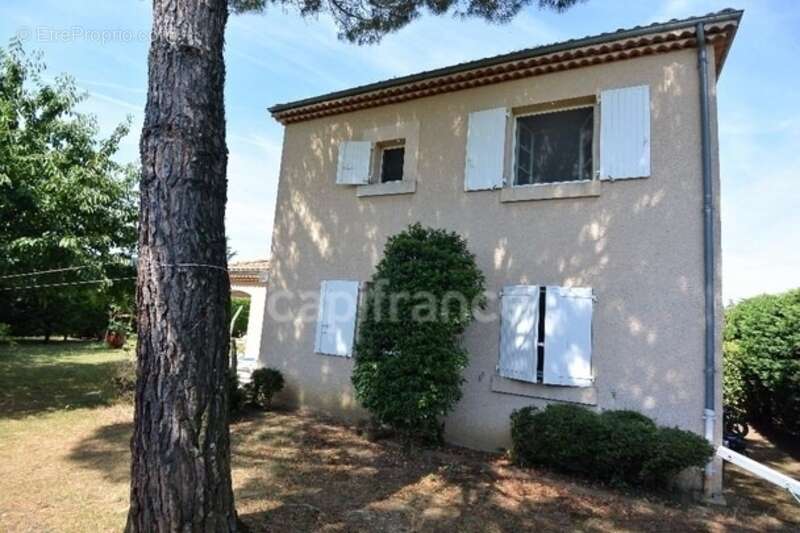Maison à ROMANS-SUR-ISERE