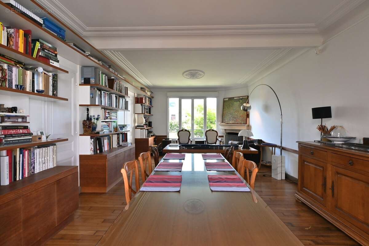 Propriété Maison - Bureau - Parkings CONFLANS SAINTE HONORINE (78) - photo 9