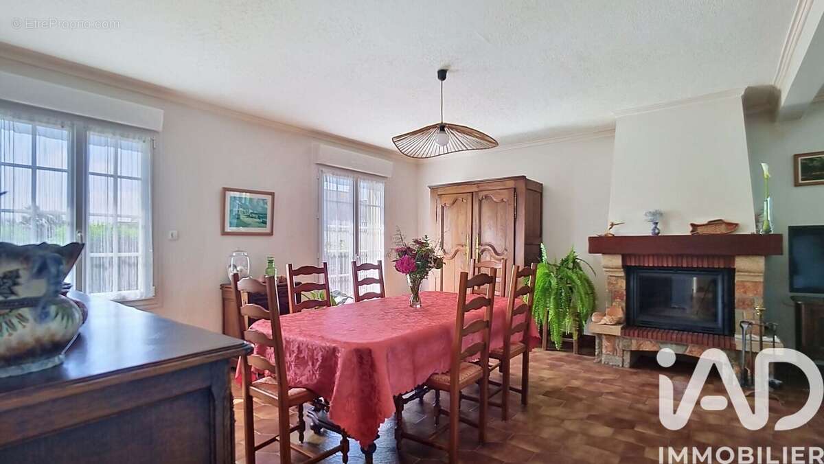 Photo 8 - Maison à POULDREUZIC