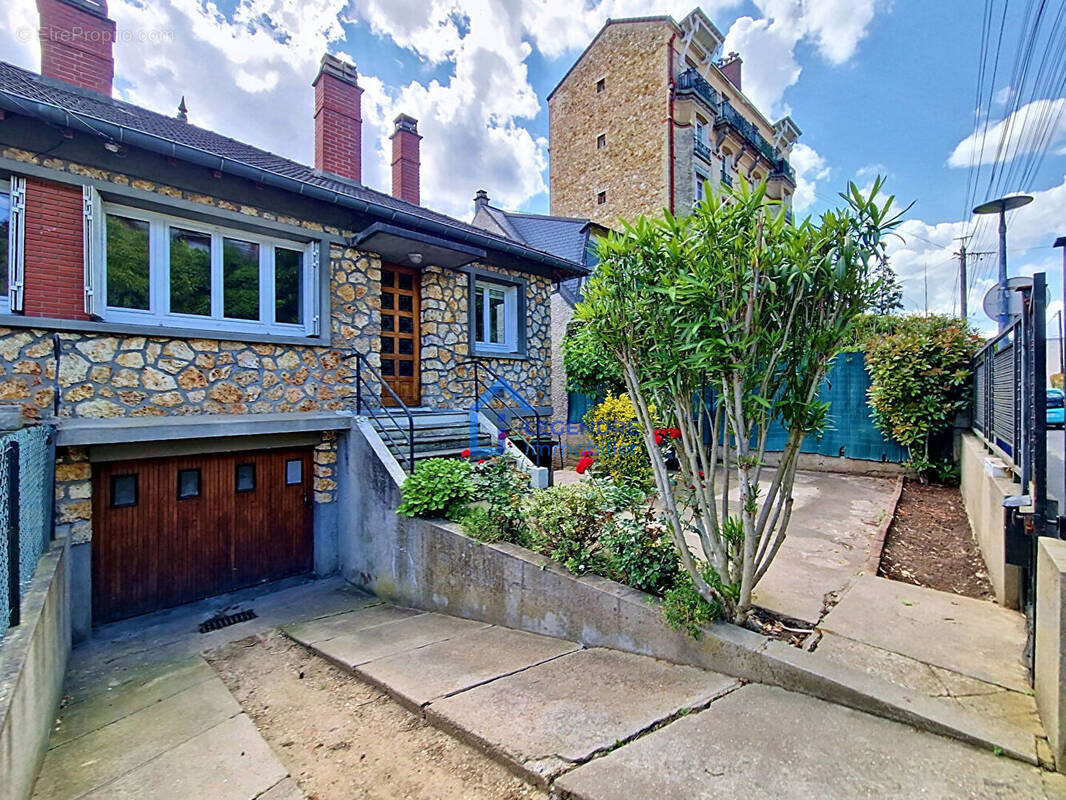 Maison à CORMEILLES-EN-PARISIS