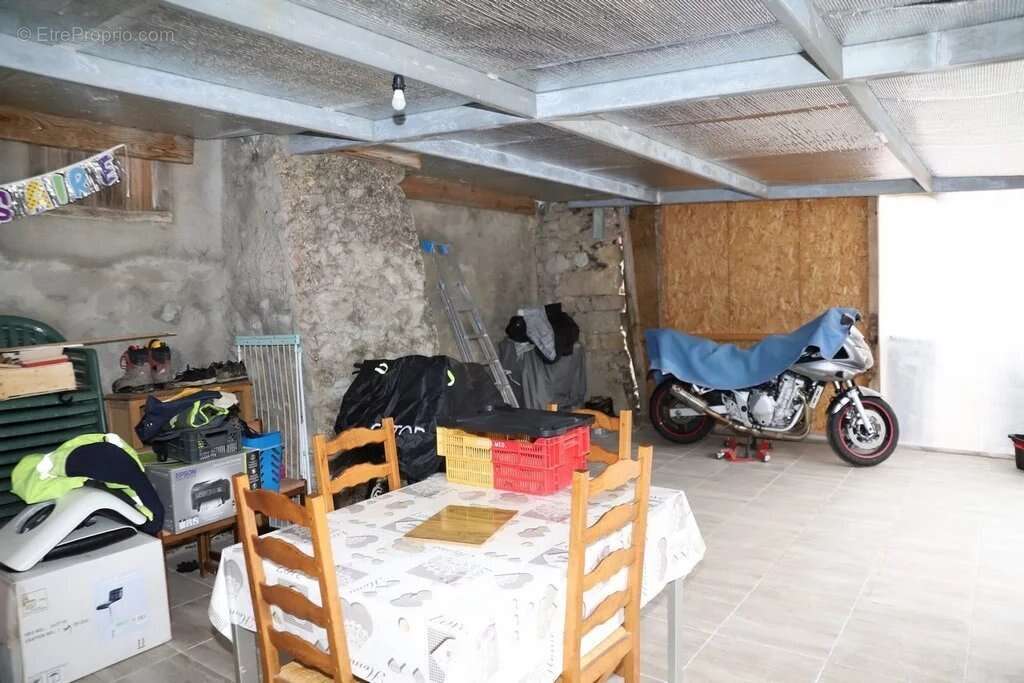 Maison à VARILHES
