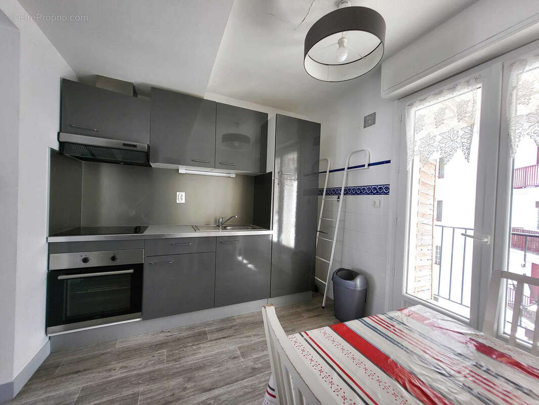 Appartement 3 pieces transforme en t2 et studio independants - photo 11