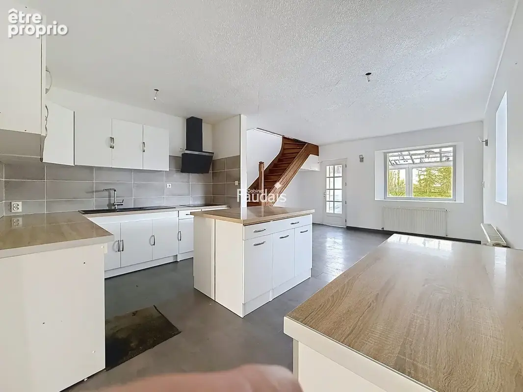 Maison 5 pièces 85 m² à vendre à Carentan (50500) - photo 4