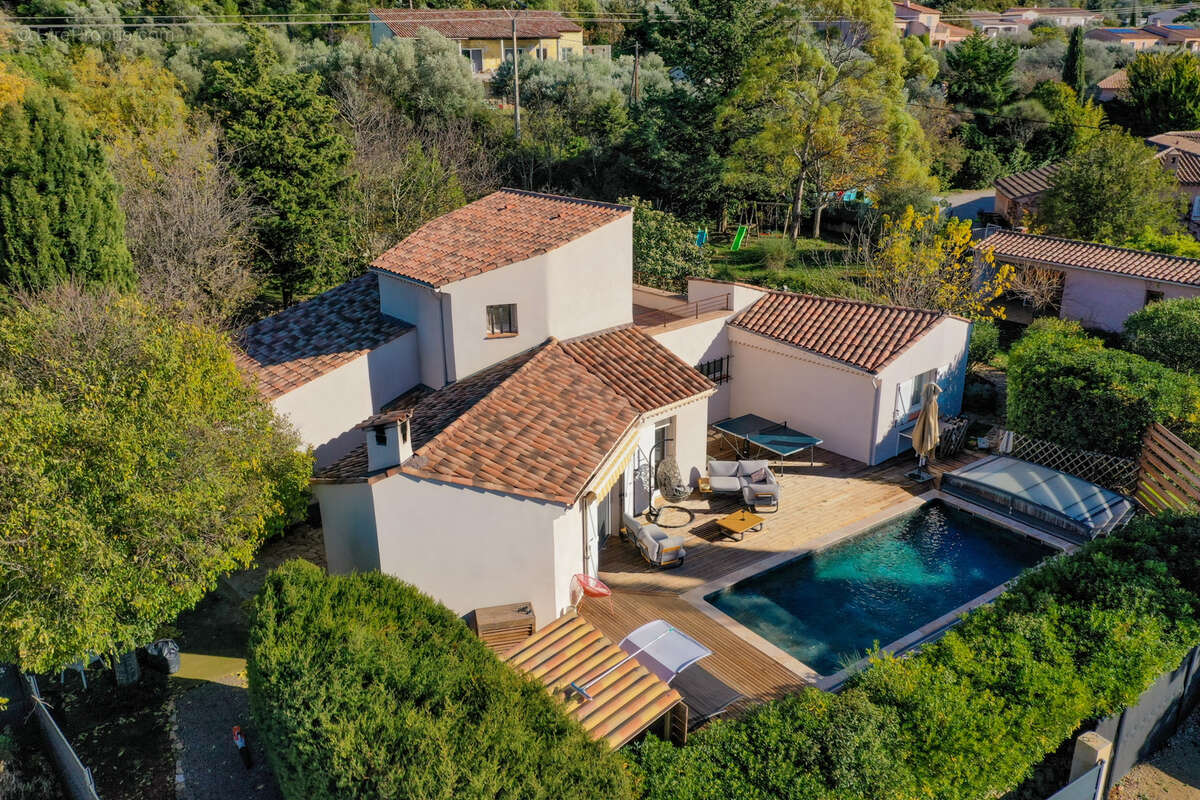 Maison à DRAGUIGNAN