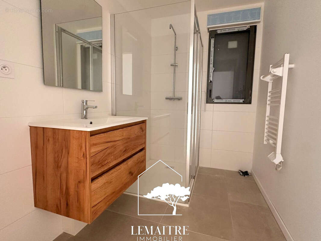 Appartement à LES MATHES