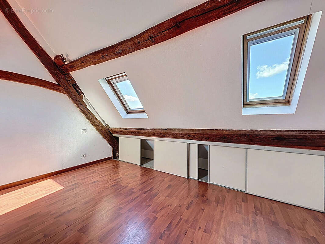 Maison à FUBLAINES